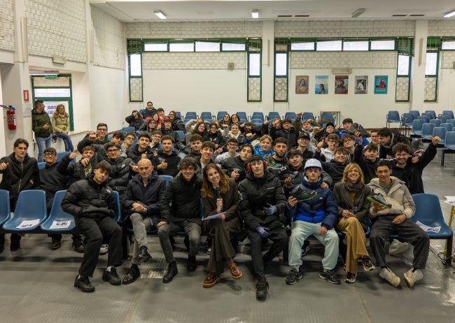 Insieme a Base Protection nelle scuole per parlare di Sicurezza